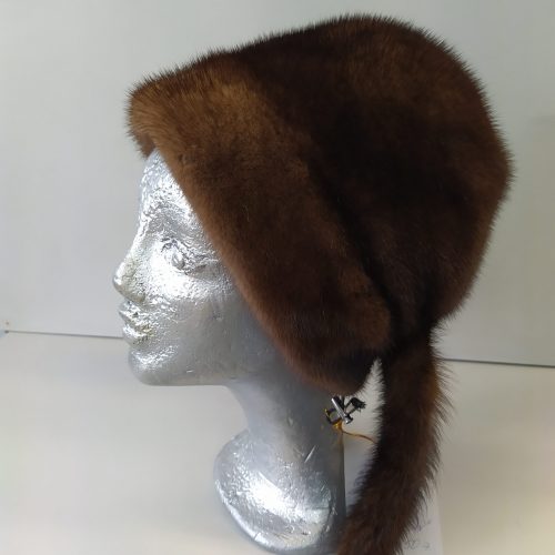 Модная шапочка из меха скандинавской норки